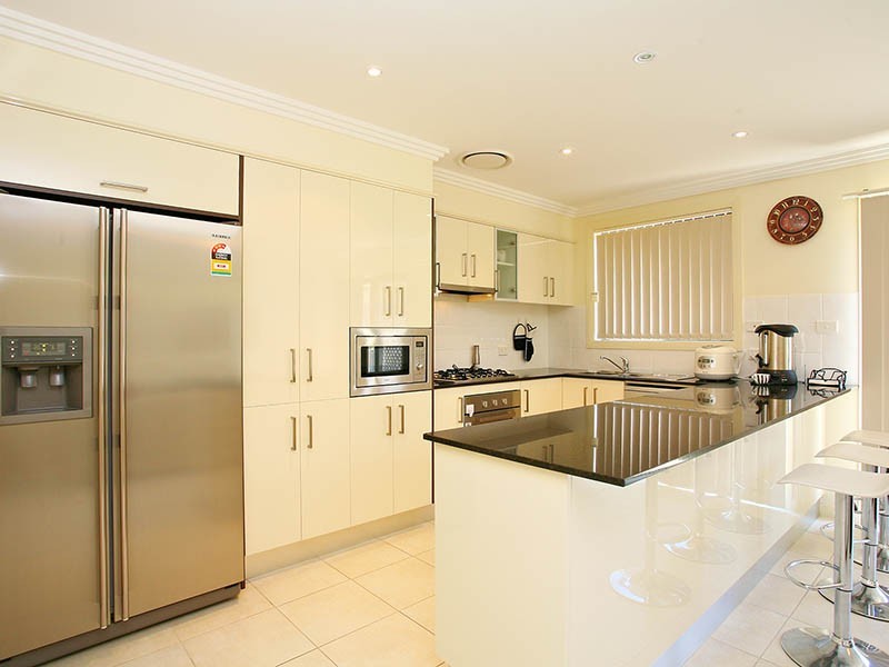 4 Bowdon Street, Stanhope Gardens NSW 2768