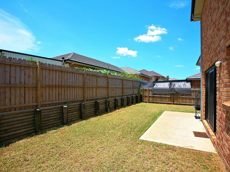 4 Bowdon Street, Stanhope Gardens NSW 2768