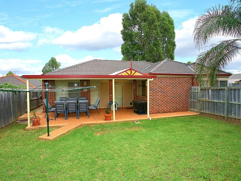 4  Tucson Grove, Stanhope Gardens NSW 2768
