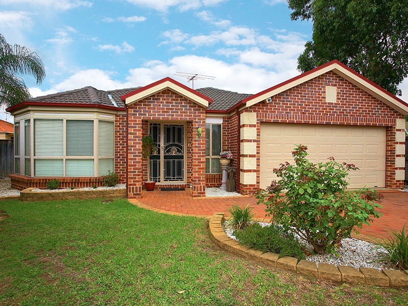 4  Tucson Grove, Stanhope Gardens NSW 2768