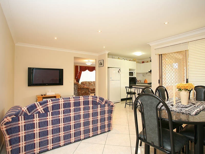 4  Tucson Grove, Stanhope Gardens NSW 2768