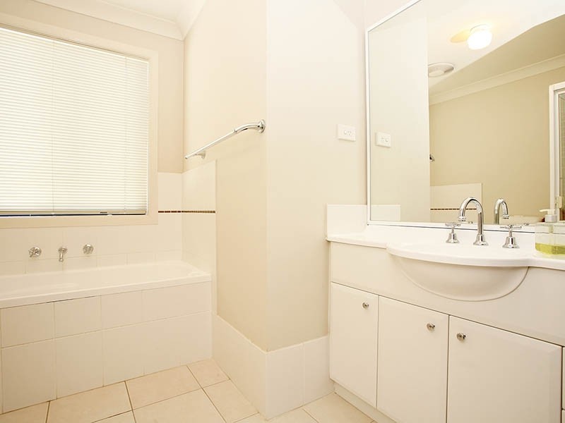 77. Midlands Terrace, Stanhope Gardens NSW 2768