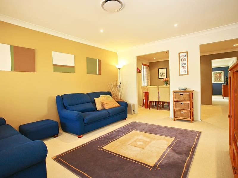 8 Amuet Place, Glenwood NSW 2768