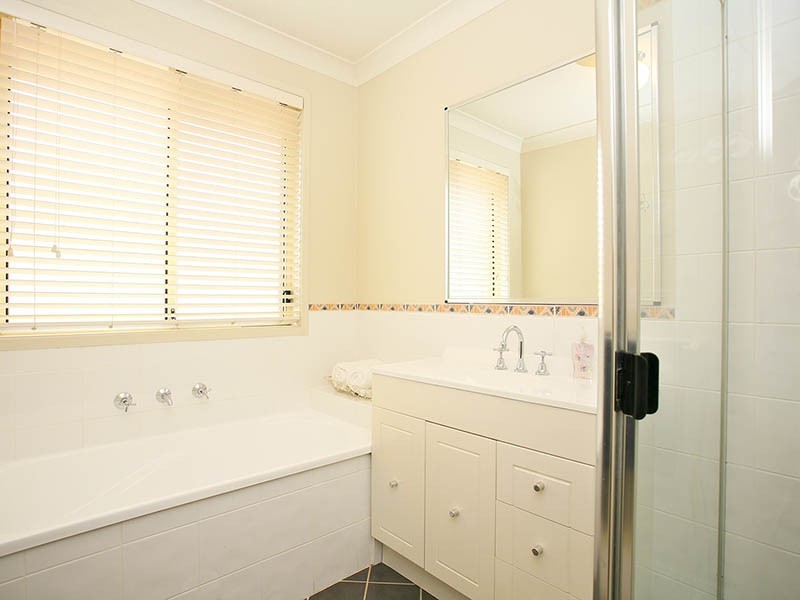 8 Amuet Place, Glenwood NSW 2768