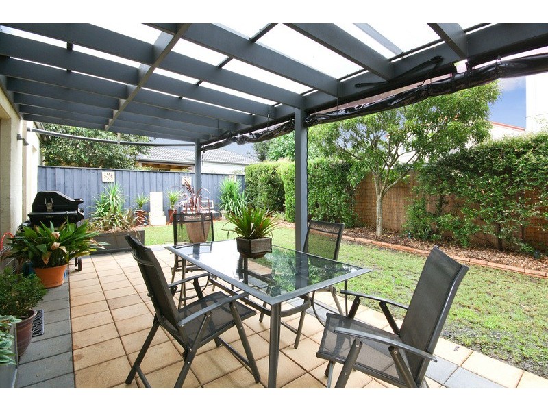 6 Esher Street, Stanhope Gardens NSW 2768