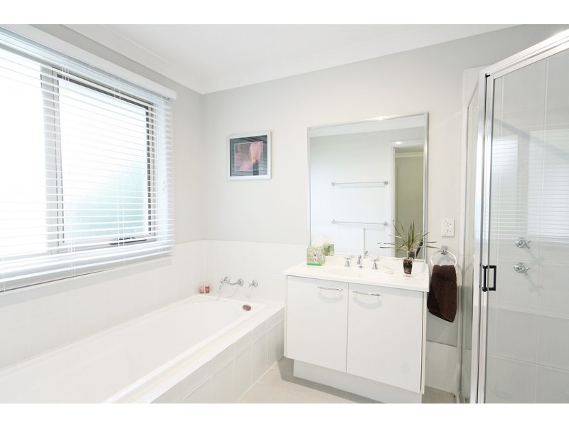 6 Esher Street, Stanhope Gardens NSW 2768