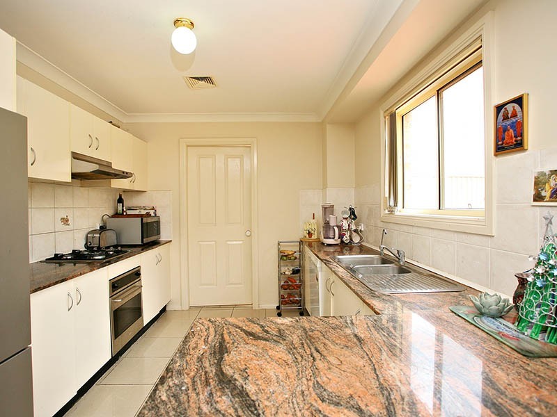 34 Matlock Place, Glenwood NSW 2768