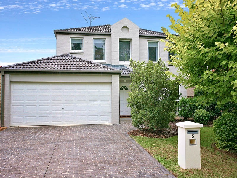 5 Wanaaring Terrace, Glenwood NSW 2768