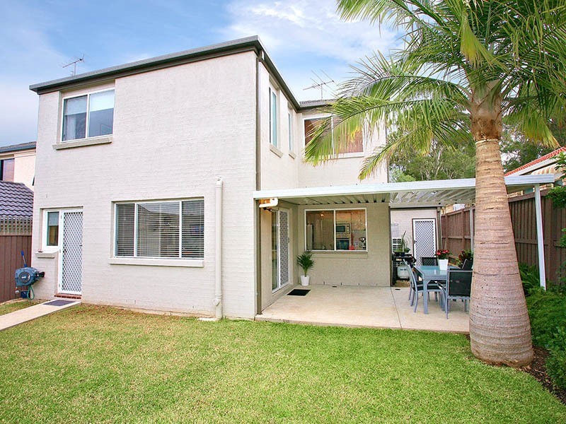 5 Wanaaring Terrace, Glenwood NSW 2768