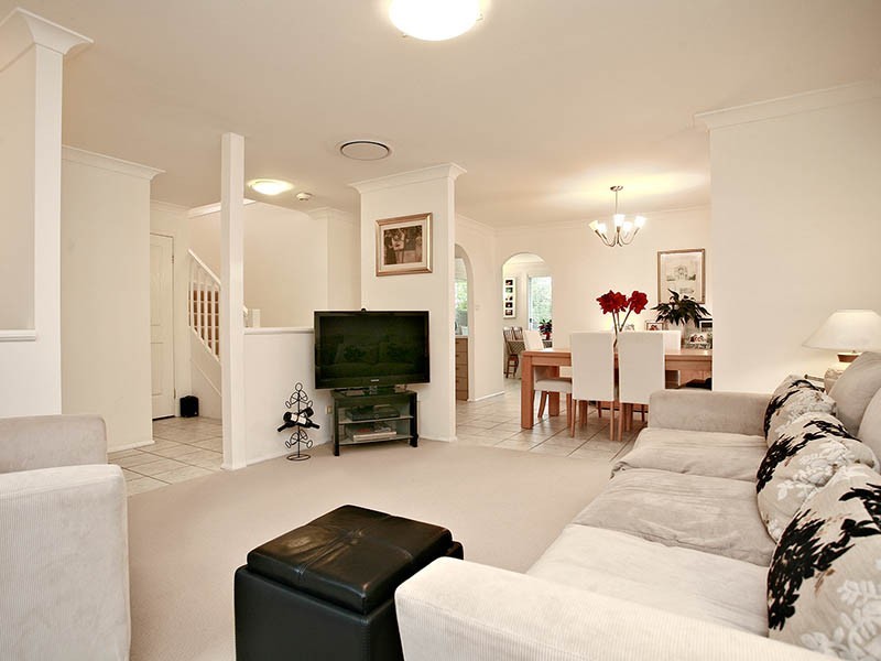 5 Wanaaring Terrace, Glenwood NSW 2768