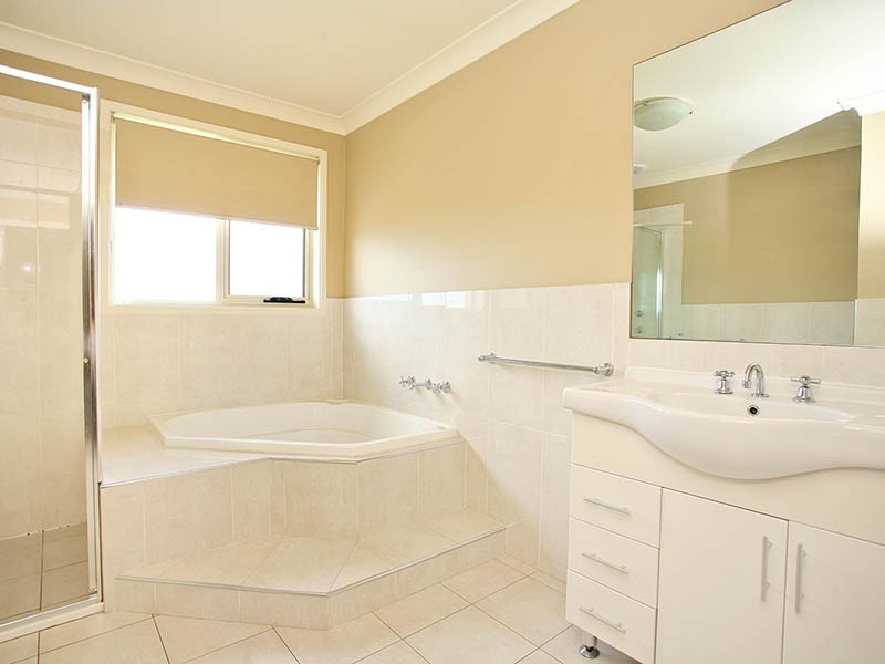 35 Greyfriar Place, Kellyville NSW 2155