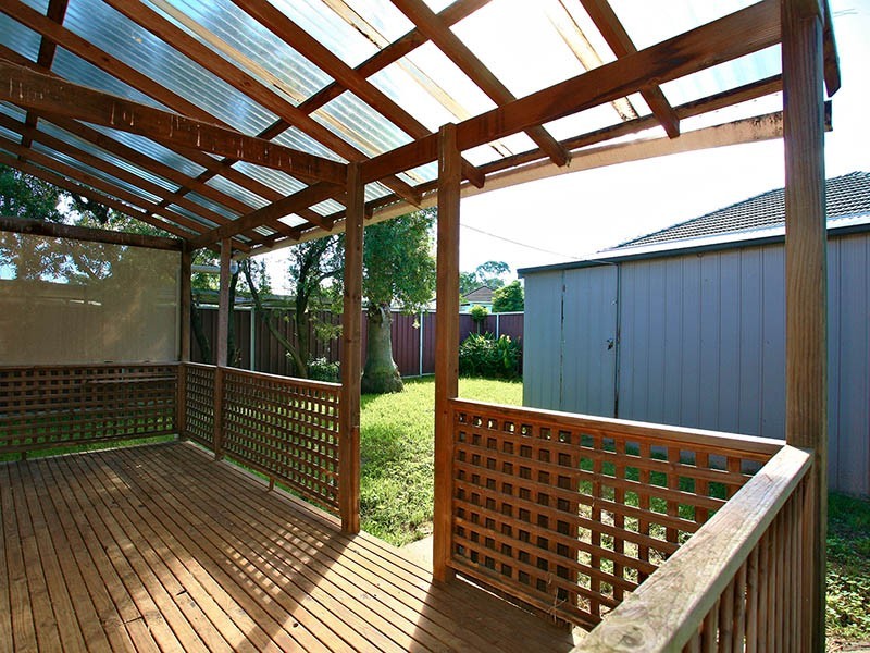 9 Lowry Road, Lalor Park NSW 2147