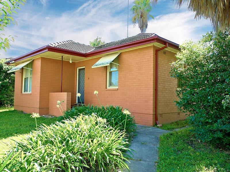 9 Lowry Road, Lalor Park NSW 2147