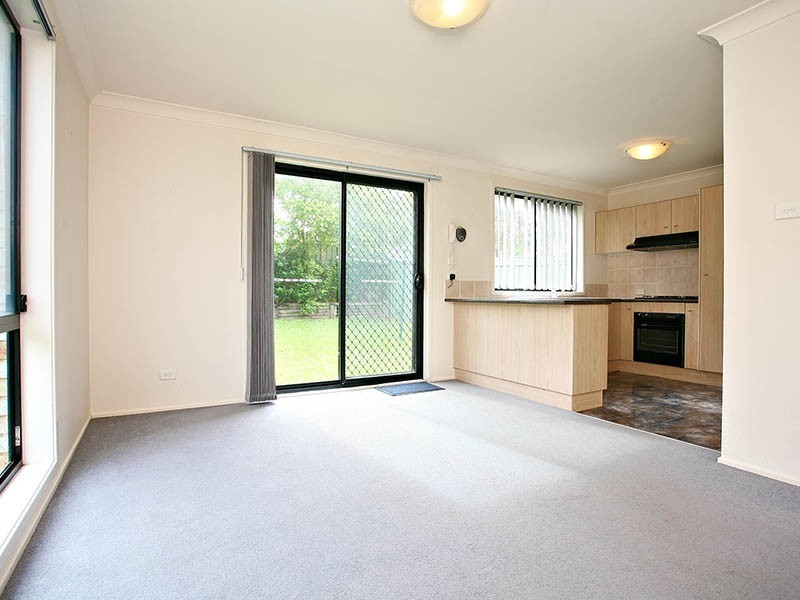 37 Sharrock Avenue, Glenwood NSW 2768
