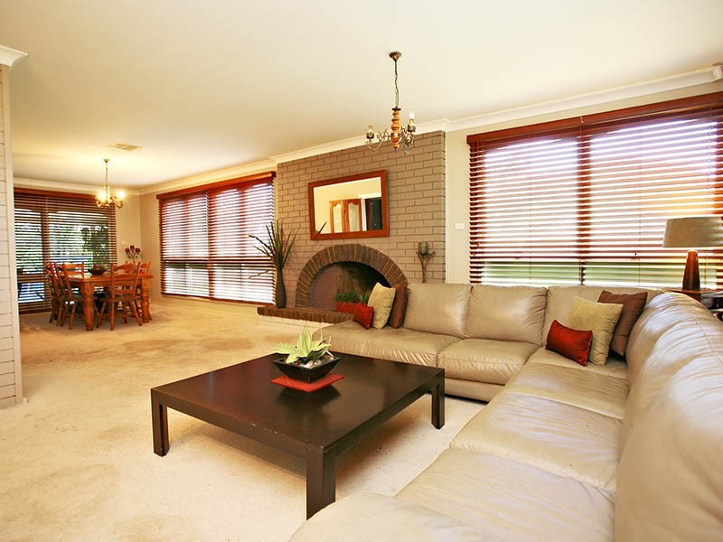 99 Bingara Crescent, Bella Vista NSW 2153