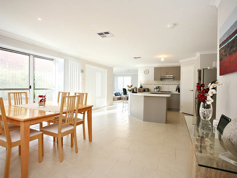 10 Deneden Ave, Kellyville Ridge NSW 2155