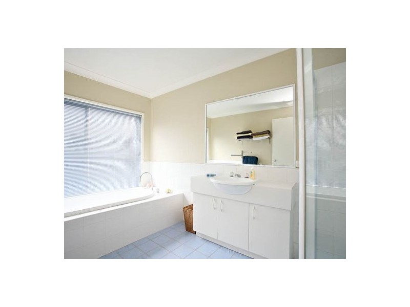 25 Fintry Court, Kellyville NSW 2155