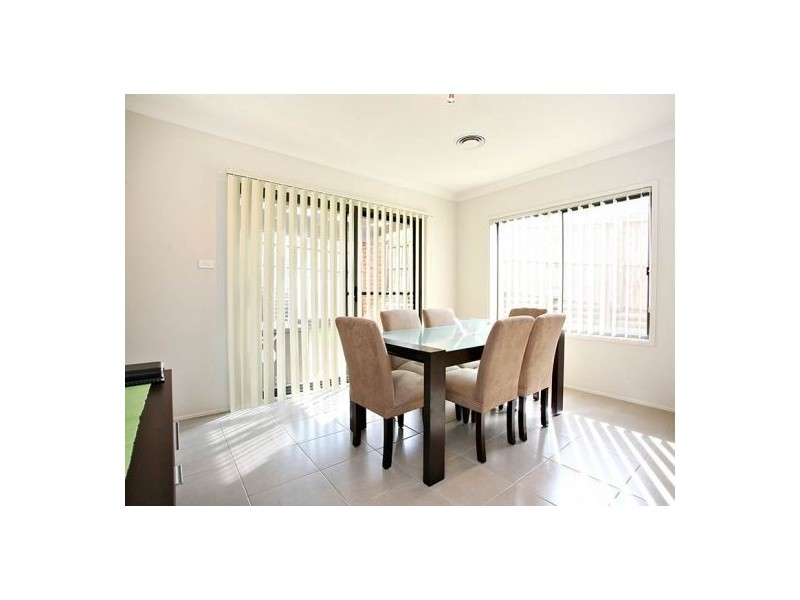 9/6  Montel Place, Acacia Gardens NSW 2763