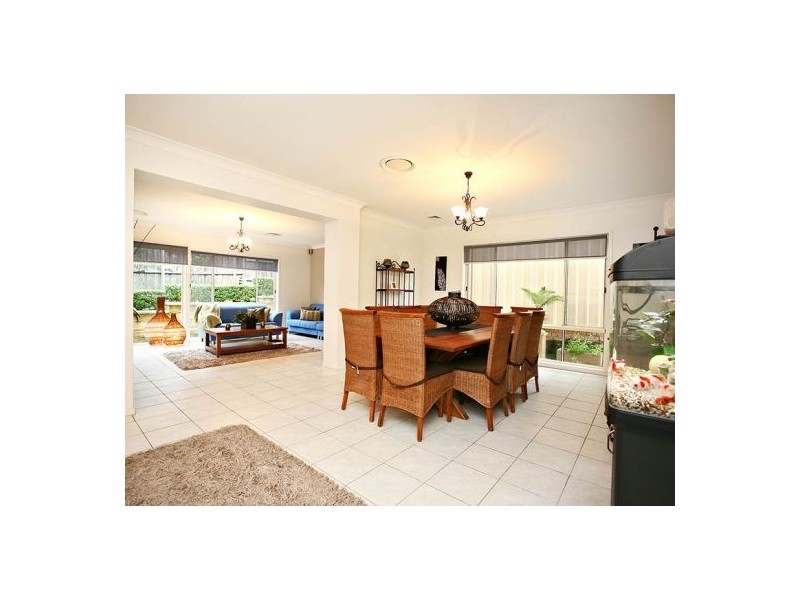 10 Starlight Place, Beaumont Hills NSW 2155