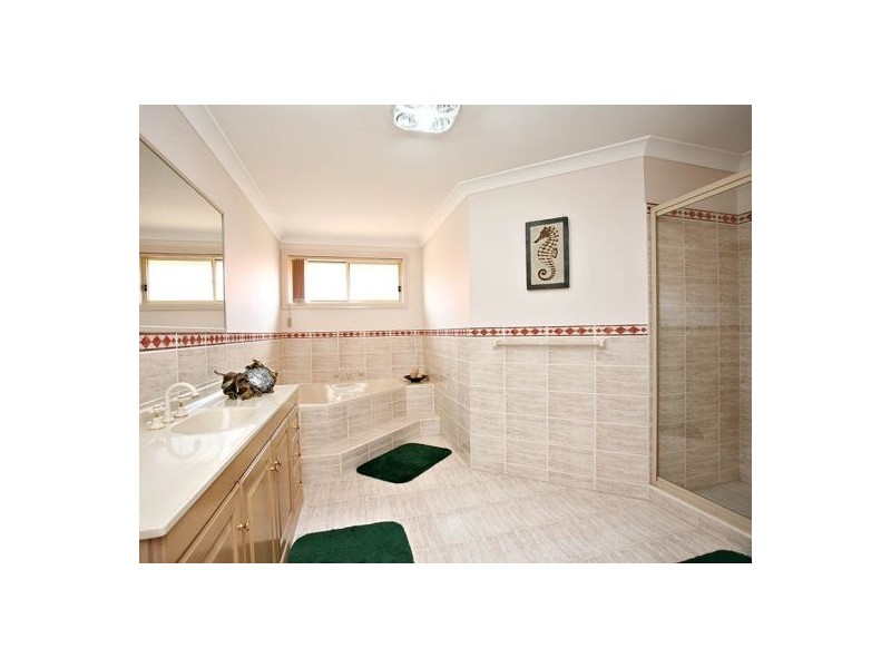 8 Dunbar Place, Kellyville NSW 2155