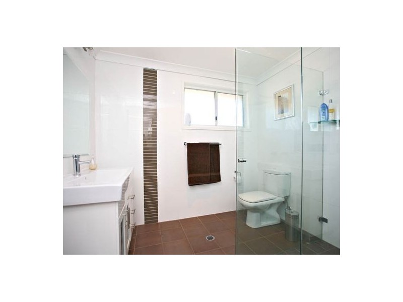 40 Faulkland Cres, Kings Park NSW 2148