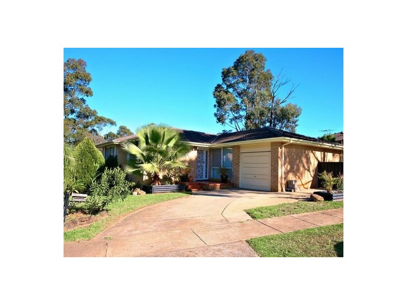 40 Faulkland Cres, Kings Park NSW 2148
