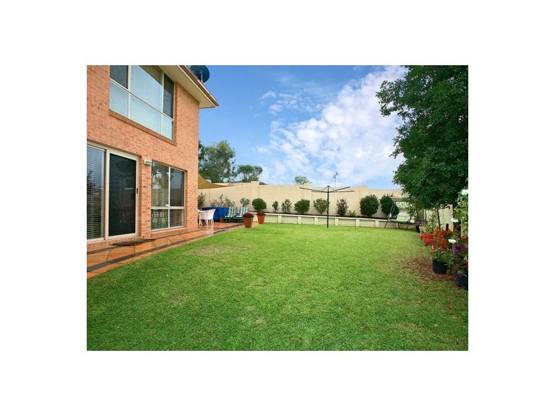 19 Drysdale Circuit, Beaumont Hills NSW 2155