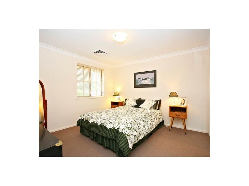 19 Drysdale Circuit, Beaumont Hills NSW 2155