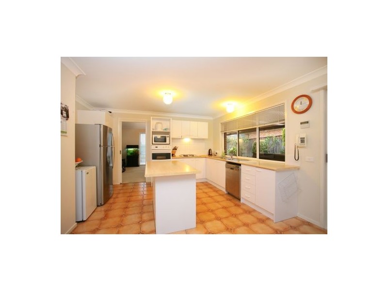 10 Arnold Janssen Drive, Beaumont Hills NSW 2155