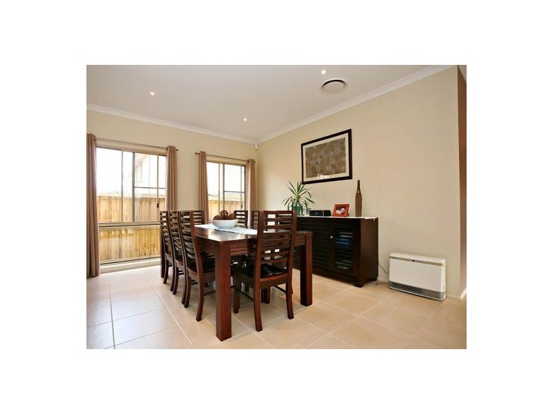 37 Benson Road, Beaumont Hills NSW 2155