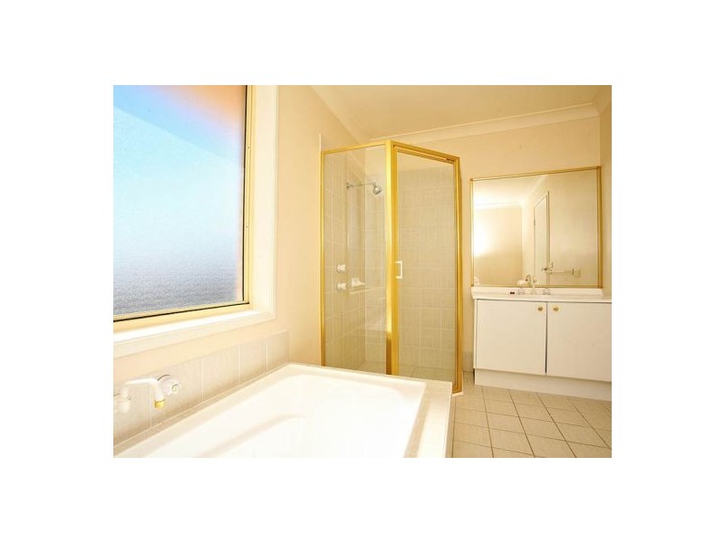 18 Lucas Circuit, Kellyville NSW 2155