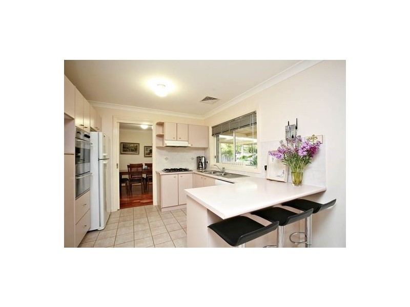 27 Friendship Avenue, Kellyville NSW 2155