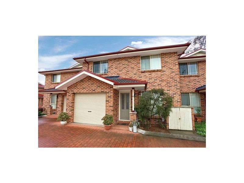 4/32 Lovegrove Drive, Quakers Hill NSW 2763