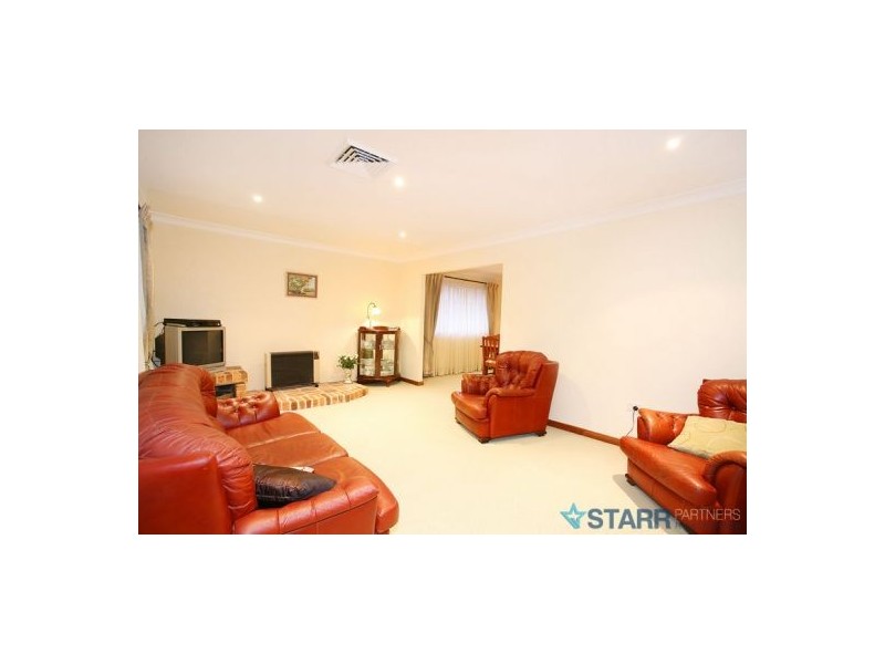 25 Glenrowan Ave, Kellyville NSW 2155