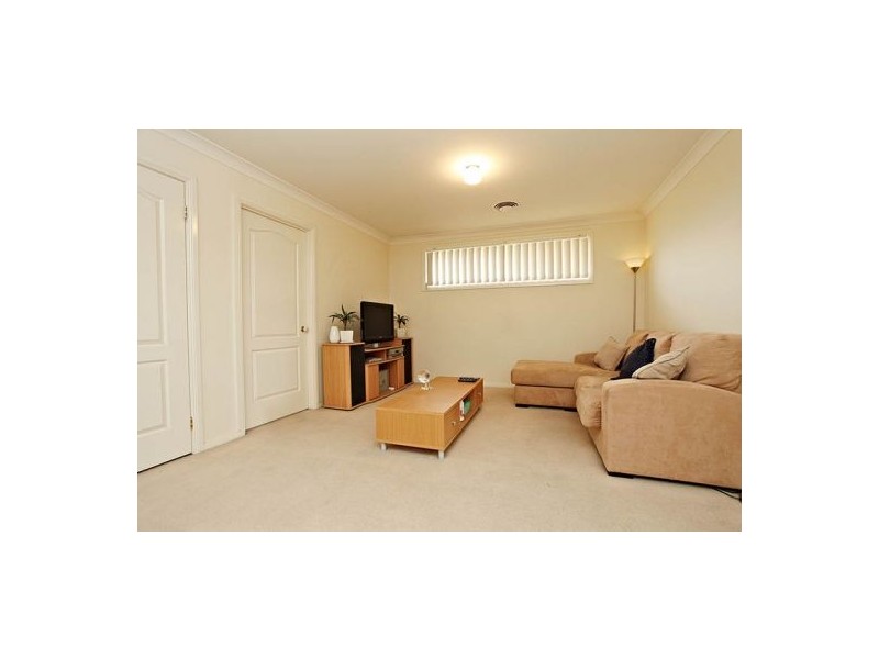 27 Langford Smith Close, Kellyville NSW 2155