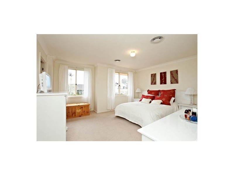 27 Langford Smith Close, Kellyville NSW 2155