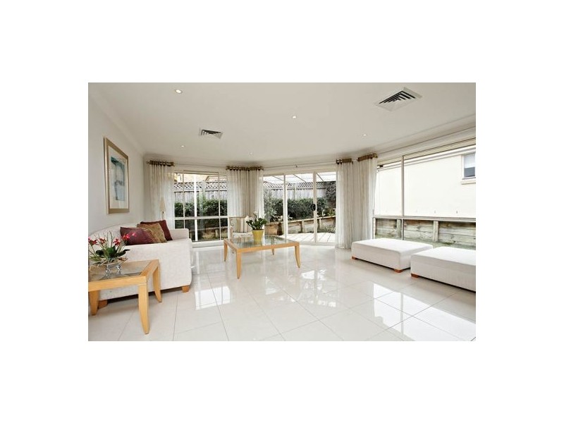 10 Indigo Avenue, Kellyville NSW 2155