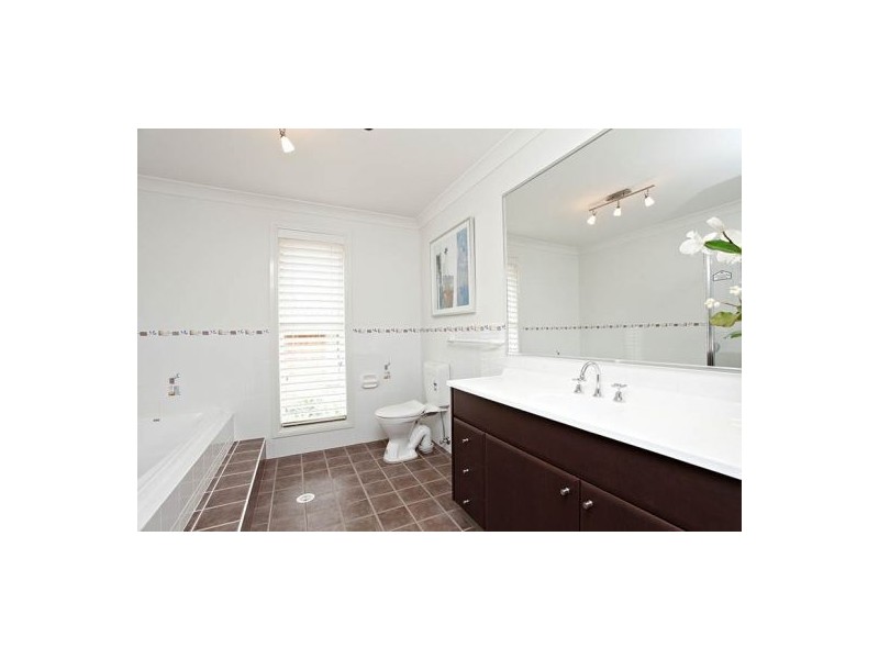 10 Indigo Avenue, Kellyville NSW 2155