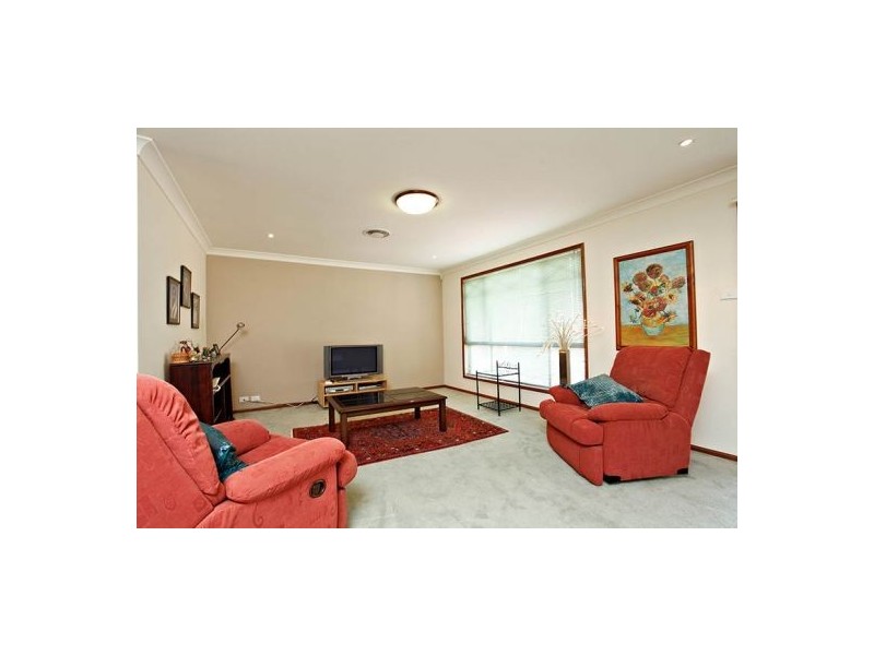 22 Tallowood Grove, Beaumont Hills NSW 2155