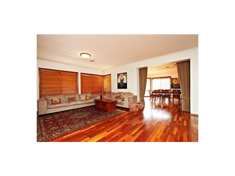 22 Tallowood Grove, Beaumont Hills NSW 2155