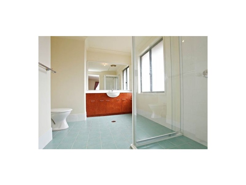 33 Currawong Street, Glenwood NSW 2768