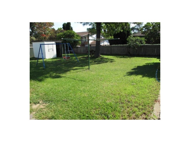 8 Sierra Place, Baulkham Hills NSW 2153