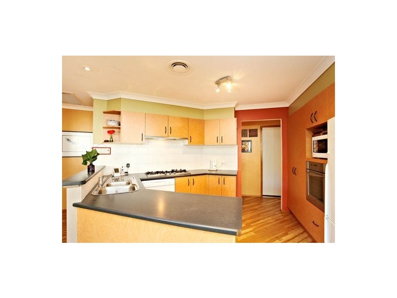 4 Persimmon Way, Glenwood NSW 2768