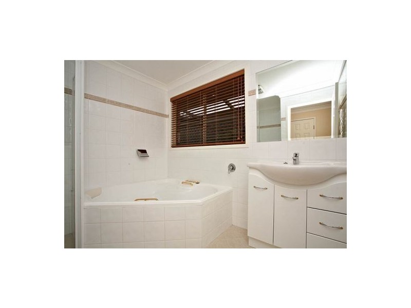 6 Gurner Place, Kellyville NSW 2155