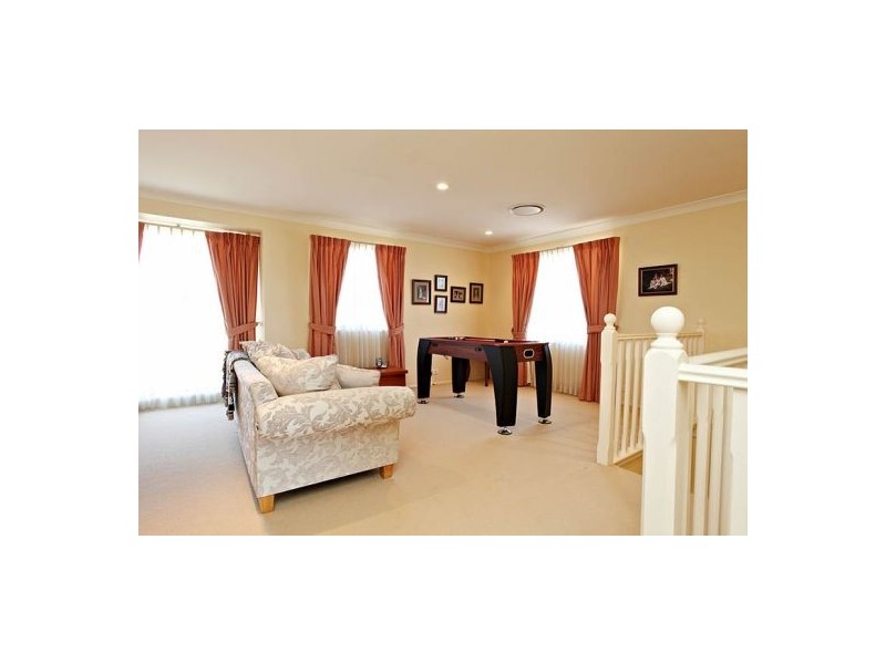 8 Kingdom Place, Kellyville NSW 2155