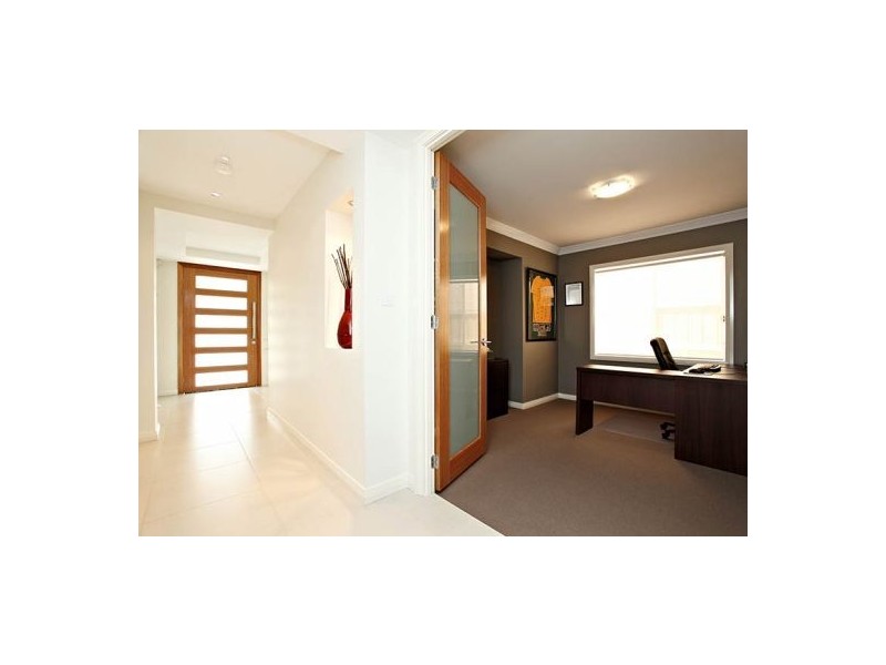 35 Courtley Ave, Kellyville Ridge NSW 2155