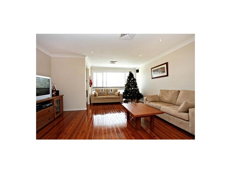 26 Mawarra Crescent, Kellyville NSW 2155