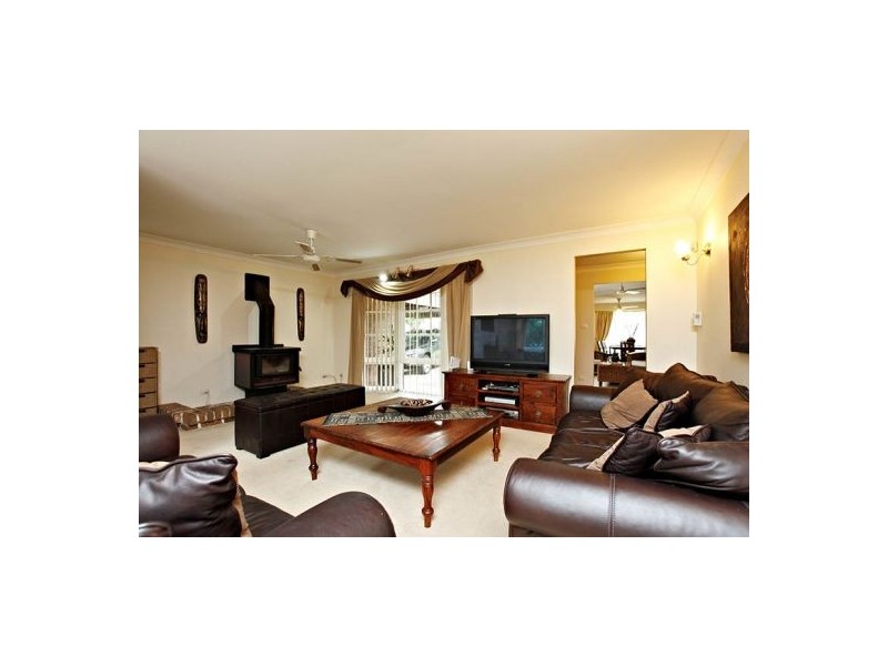 10 Glenrowan Ave, Kellyville NSW 2155