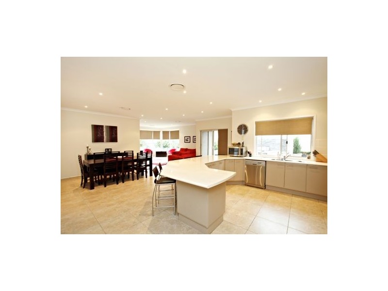 7 Willunga Avenue, Kellyville Ridge NSW 2155