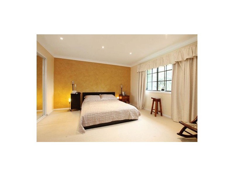 17 Kinarra Ave, Kellyville NSW 2155